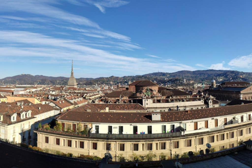 Domus Nova - Una Finestra Sui Tetti Turín Exteriér fotografie