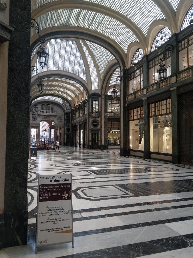 Domus Nova - Una Finestra Sui Tetti Turín Exteriér fotografie