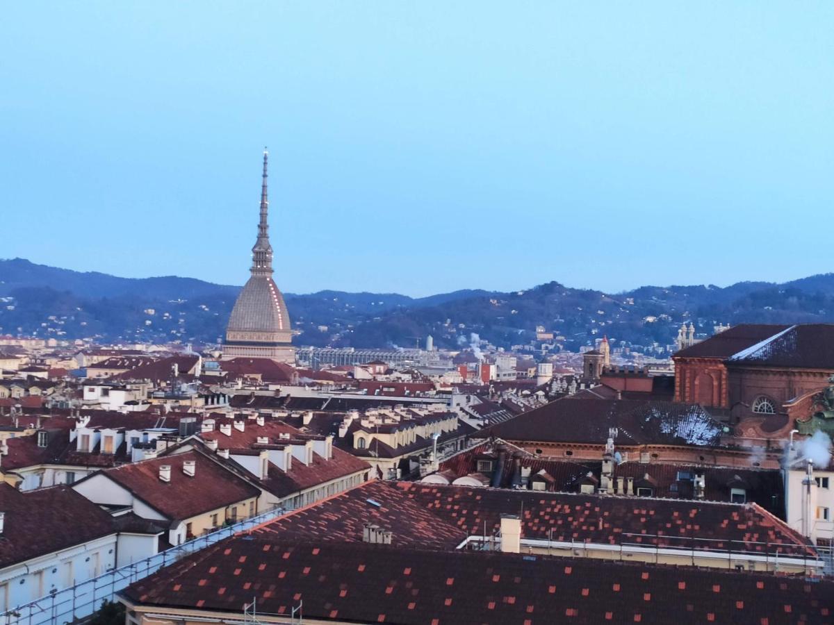 Domus Nova - Una Finestra Sui Tetti Turín Exteriér fotografie