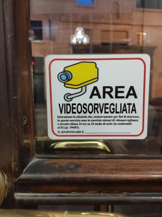 Domus Nova - Una Finestra Sui Tetti Turín Exteriér fotografie