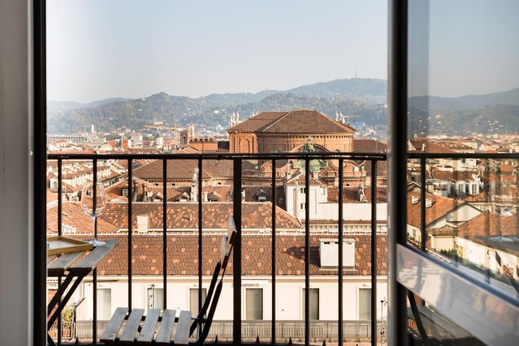 Domus Nova - Una Finestra Sui Tetti Turín Exteriér fotografie